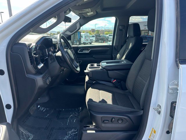 Used 2025 Chevrolet Silverado 2500 LT w/ Convenience Package AWD/4WD image 16