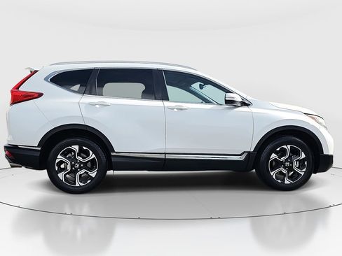 Used 2018 Honda CR-V Touring image 4