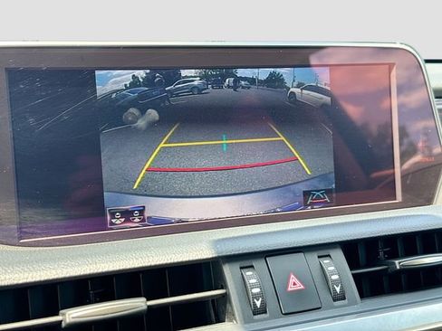 Used 2021 Lexus ES 300h w/ Premium Package FWD image 19