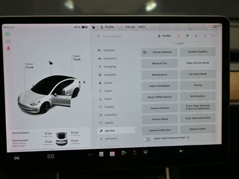 Used 2020 Tesla Model 3 Standard Range RWD image 28