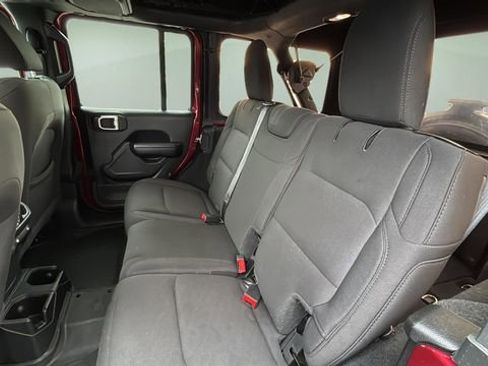 Used 2021 Jeep Wrangler Unlimited Sport AWD/4WD image 19
