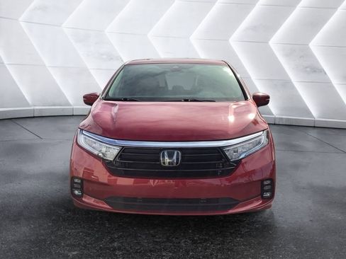 Used 2022 Honda Odyssey Touring image 2