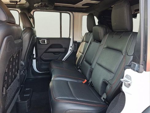Used 2020 Jeep Wrangler Unlimited Rubicon AWD/4WD image 11