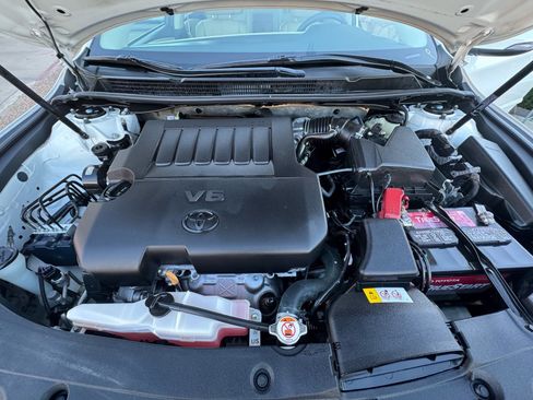 Used 2018 Toyota Avalon XLE image 31