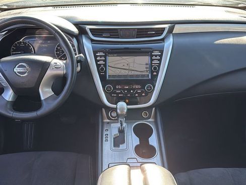 Used 2017 Nissan Murano SV image 13