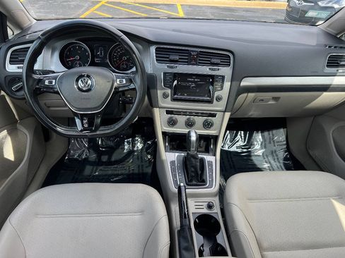 Used 2015 Volkswagen Golf S FWD image 31