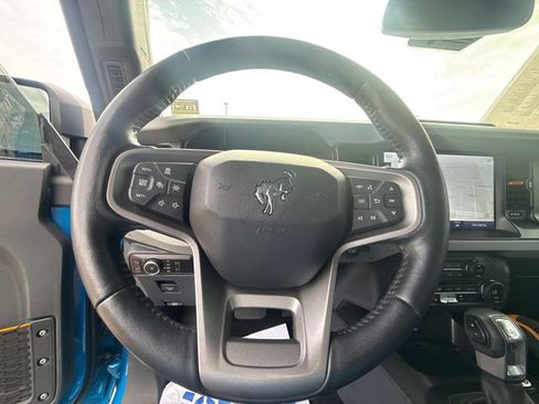 Used 2023 Ford Bronco Badlands AWD/4WD image 29