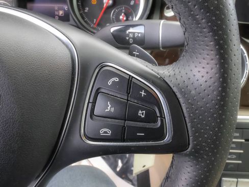 Used 2018 Mercedes-Benz CLA 250 4MATIC image 19