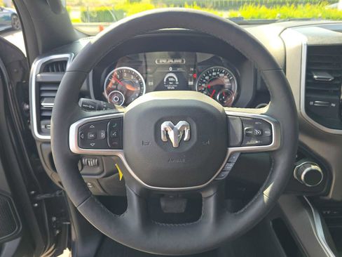 Used 2019 RAM 1500 Big Horn RWD image 21