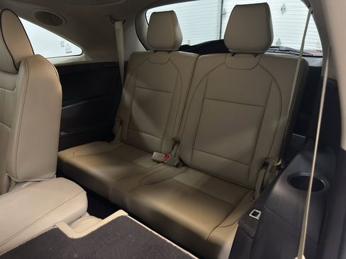 Used 2019 Acura MDX w/Advance Pkg image 29
