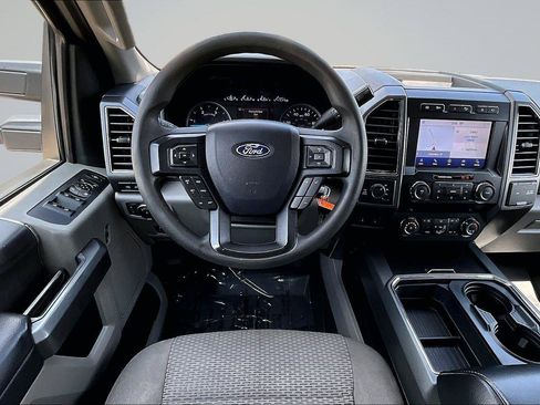 Certified 2020 Ford F250 XLT w/ XLT Premium Package AWD/4WD image 6