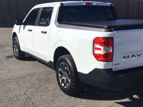 Certified 2022 Ford Maverick XLT image 7