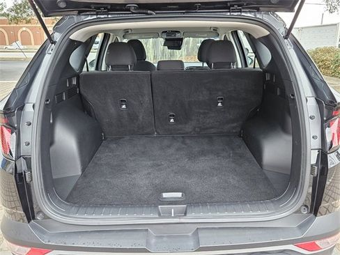 Used 2024 Hyundai Tucson SE image 13