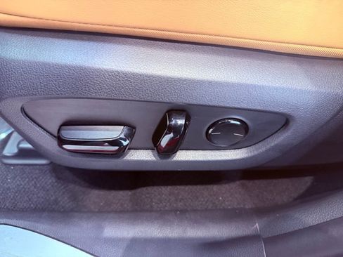 Certified 2025 Lexus NX 250 FWD w/ Accessory Package (Z1) image 20