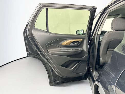 Used 2020 GMC Terrain SLE w/ Driver Convenience Package AWD/4WD image 25