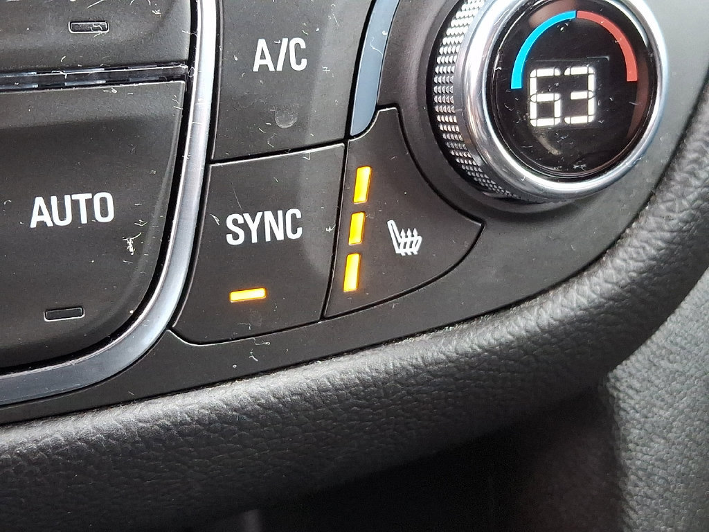 Used 2023 Chevrolet Equinox RS AWD/4WD image 29