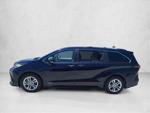 Used 2021 Toyota Sienna Limited FWD image 8