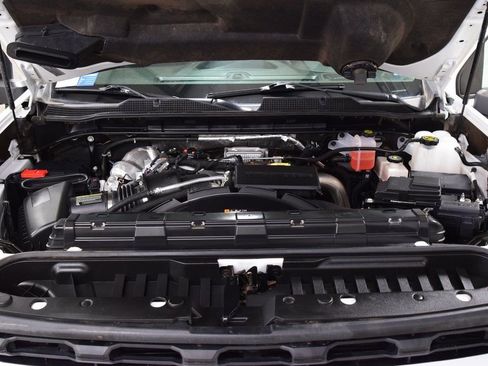 Used 2023 Chevrolet Silverado 2500 Custom w/ Custom Value Package image 29