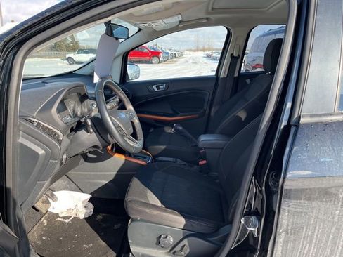 Used 2021 Ford EcoSport SE w/ SE Convenience Package image 9