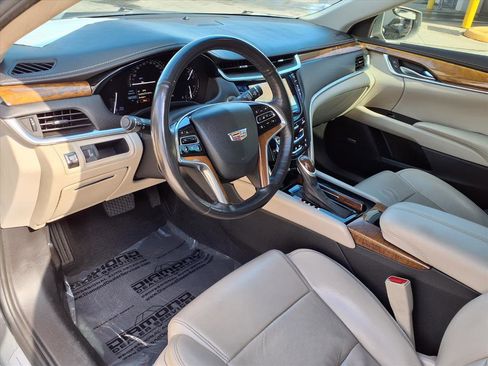 Used 2019 Cadillac XTS Luxury image 18