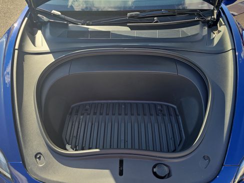 Used 2024 Tesla Model 3 Long Range image 32