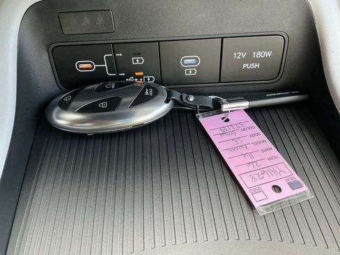 New 2026 Hyundai Kona SE image 22