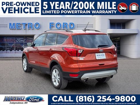 Used 2019 Ford Escape SEL image 6