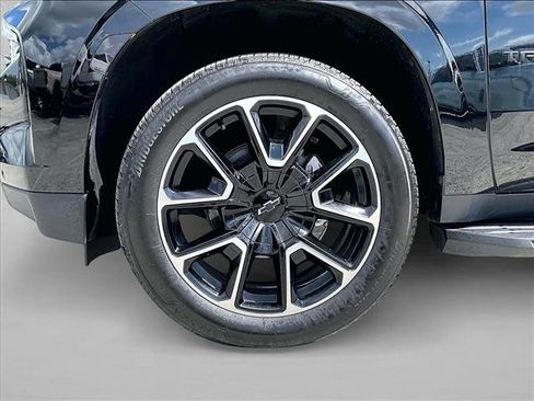 Used 2023 Chevrolet Tahoe LT RWD image 10