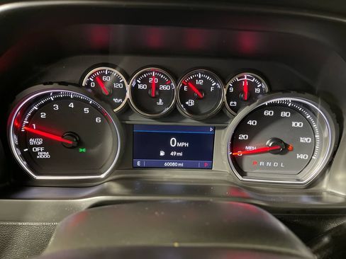 Used 2022 Chevrolet Silverado 1500 Custom w/ LPO, Blackout Package RWD image 18