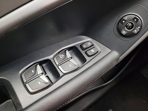 Used 2018 Hyundai Santa Fe Sport AWD/4WD image 27