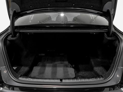 Used 2023 BMW M550i xDrive image 55