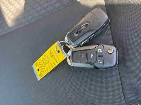 Used 2023 Ford Transit 250 Low Roof w/ Exterior Upgrade Package image 27