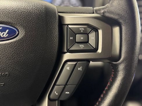 Used 2019 Ford F150 Lariat w/ Equipment Group 502A Luxury AWD/4WD image 34