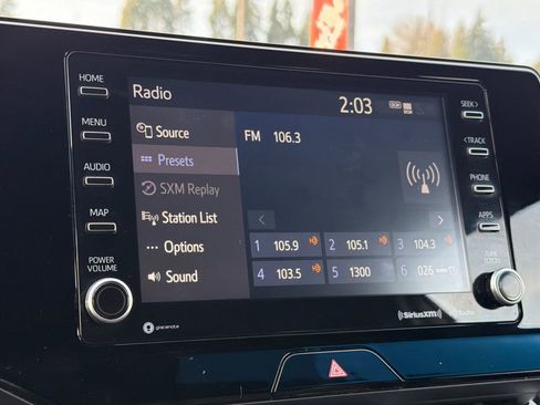 Used 2021 Toyota Venza XLE w/ Carpet Mat Package (TMS) image 15