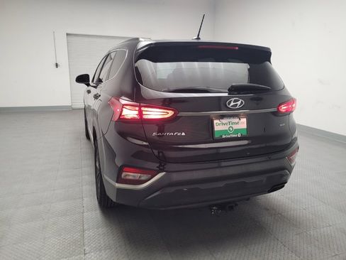 Used 2019 Hyundai Santa Fe SE image 6