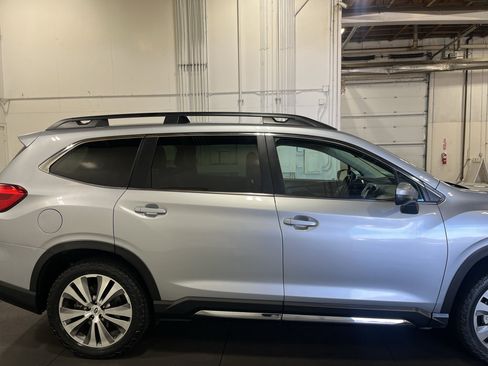 Used 2020 Subaru Ascent Limited w/ Technology Package AWD/4WD image 4