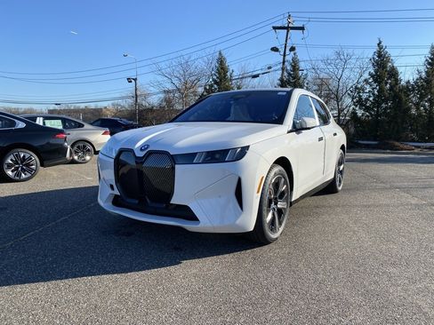 New 2026 BMW iX xDrive45 w/ Premium Package image 1