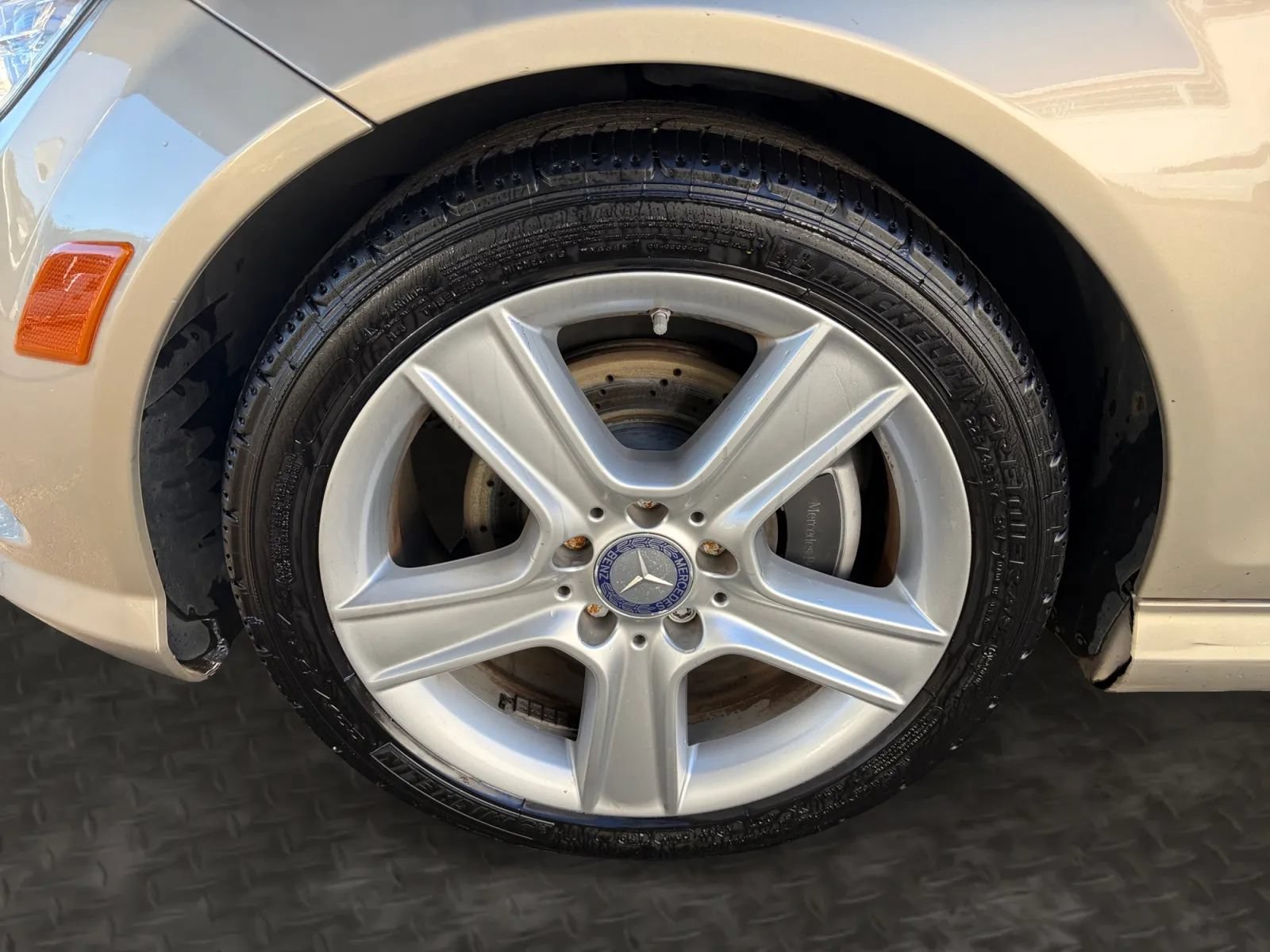 Used 2010 Mercedes-Benz C 300 Sedan image 34