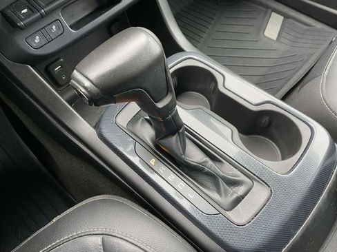 Used 2018 Chevrolet Colorado Z71 image 30