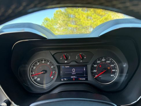 Used 2020 Chevrolet Camaro LT w/ RS Package image 20