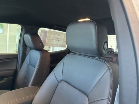 New 2026 GMC Canyon Elevation w/ Convenience Package image 15