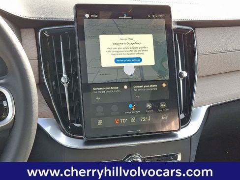 New 2026 Volvo XC90 T8 Plus w/ Protection Package Premier image 12