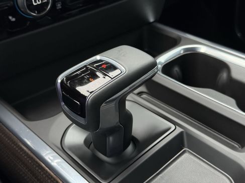 Used 2025 Chevrolet Silverado 1500 LT Trail Boss w/ LT Trail Boss Premium Package image 24