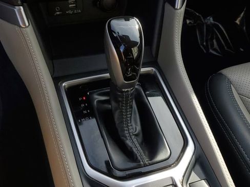 Used 2023 Subaru Forester Limited image 36