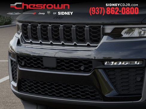 New 2026 Jeep Grand Cherokee L Limited AWD/4WD image 11