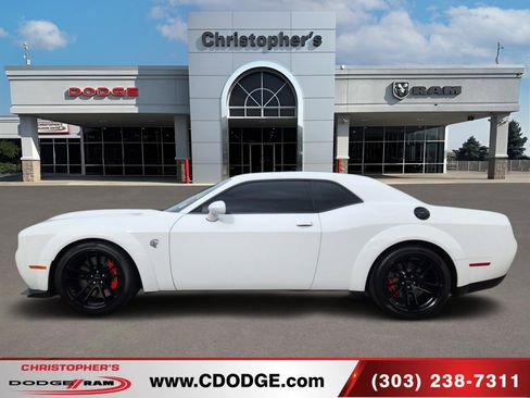 Used 2021 Dodge Challenger SRT Hellcat image 6