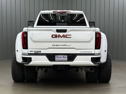Used 2026 GMC Sierra 3500 Denali w/ Denali Reserve Package AWD/4WD image 4