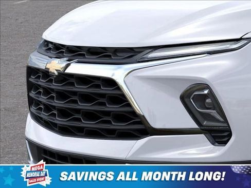 New 2026 Chevrolet Blazer LT w/ Convenience Package FWD image 13