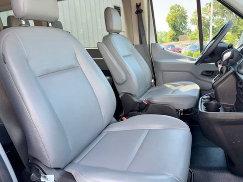 Used 2019 Ford Transit 350 XL RWD image 9