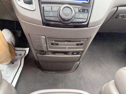 Used 2017 Honda Odyssey Touring image 24